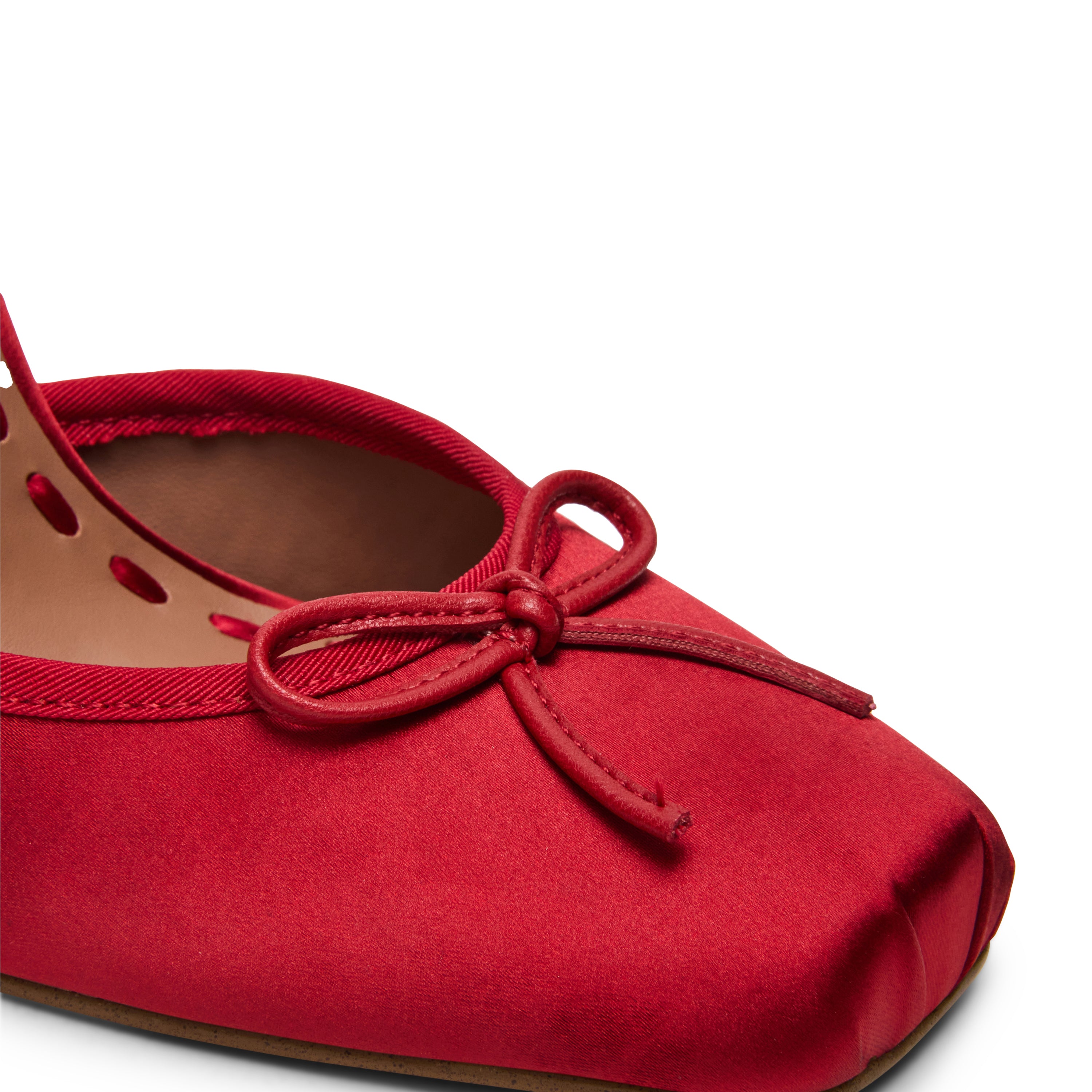 Larina Pump RED SATIN - view 5